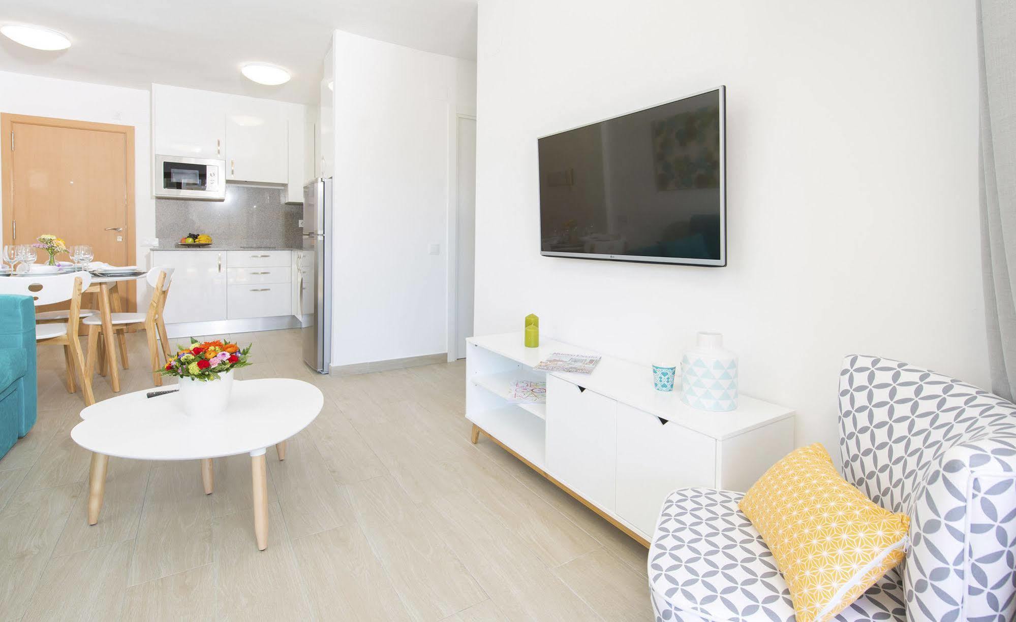 Ona Aquamarina Aparthotel La Pineda Kültér fotó